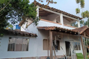 Cabaña con piscina en la mesa de los santos Villa Amalia